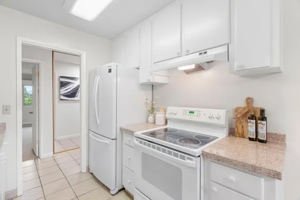 $750,000 | 100 East Middlefield Road, Unit 6G, Mountain View, CA 94043