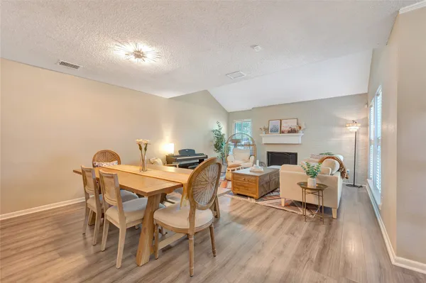 $276,500 | 16570 Space Center Boulevard, Houston, TX 77058