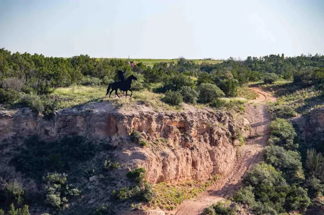 $3,550,000 | Whistling Winds Ranch, Silverton, TX 79257