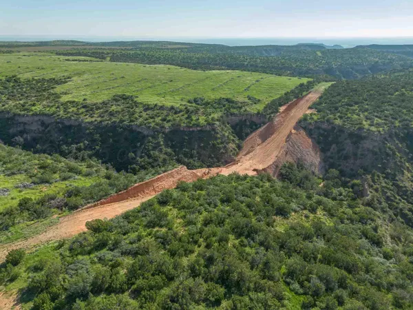 $3,550,000 | Whistling Winds Ranch, Silverton, TX 79257