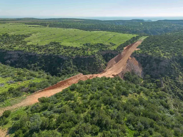 $3,550,000 | Whistling Winds Ranch, Silverton, TX 79257