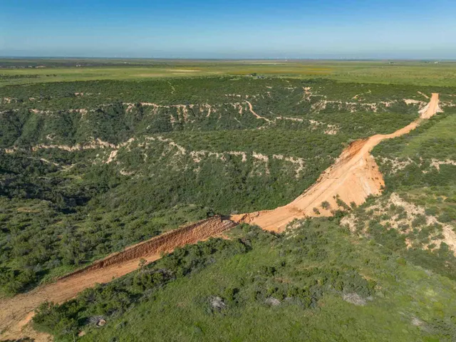 $3,550,000 | Whistling Winds Ranch, Silverton, TX 79257