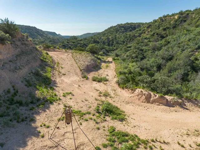 $3,550,000 | Whistling Winds Ranch, Silverton, TX 79257