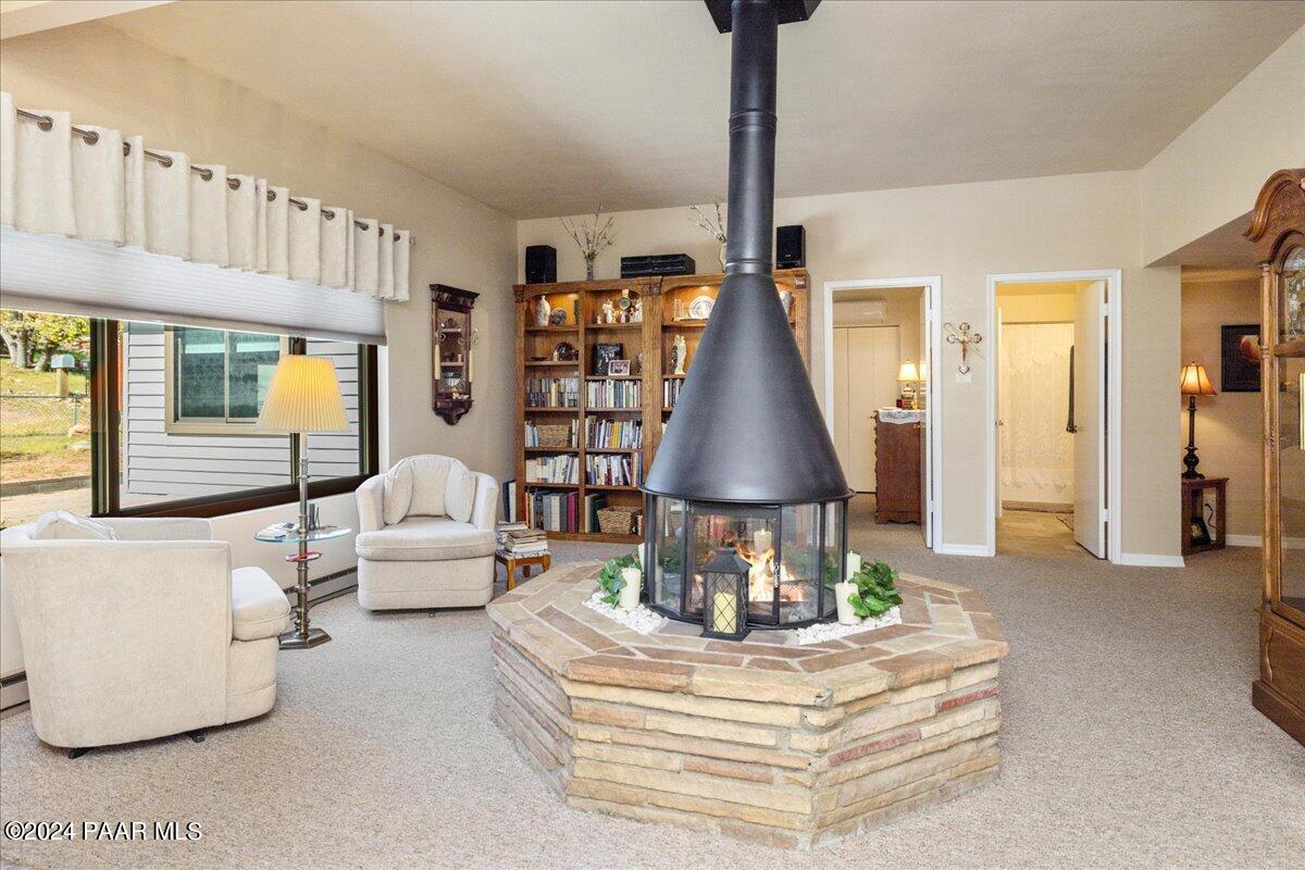 923 Middlebrook Road Prescott, AZ 86303 - Photo 5 of 31 05-Living Room