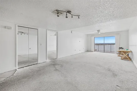 $180,000 | 7300 Sun Island Drive South, Unit 1602, South Pasadena, FL 33707