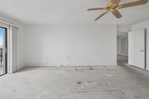 $180,000 | 7300 Sun Island Drive South, Unit 1602, South Pasadena, FL 33707