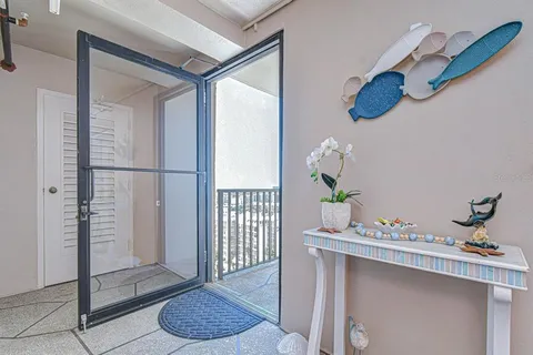 $180,000 | 7300 Sun Island Drive South, Unit 1602, South Pasadena, FL 33707