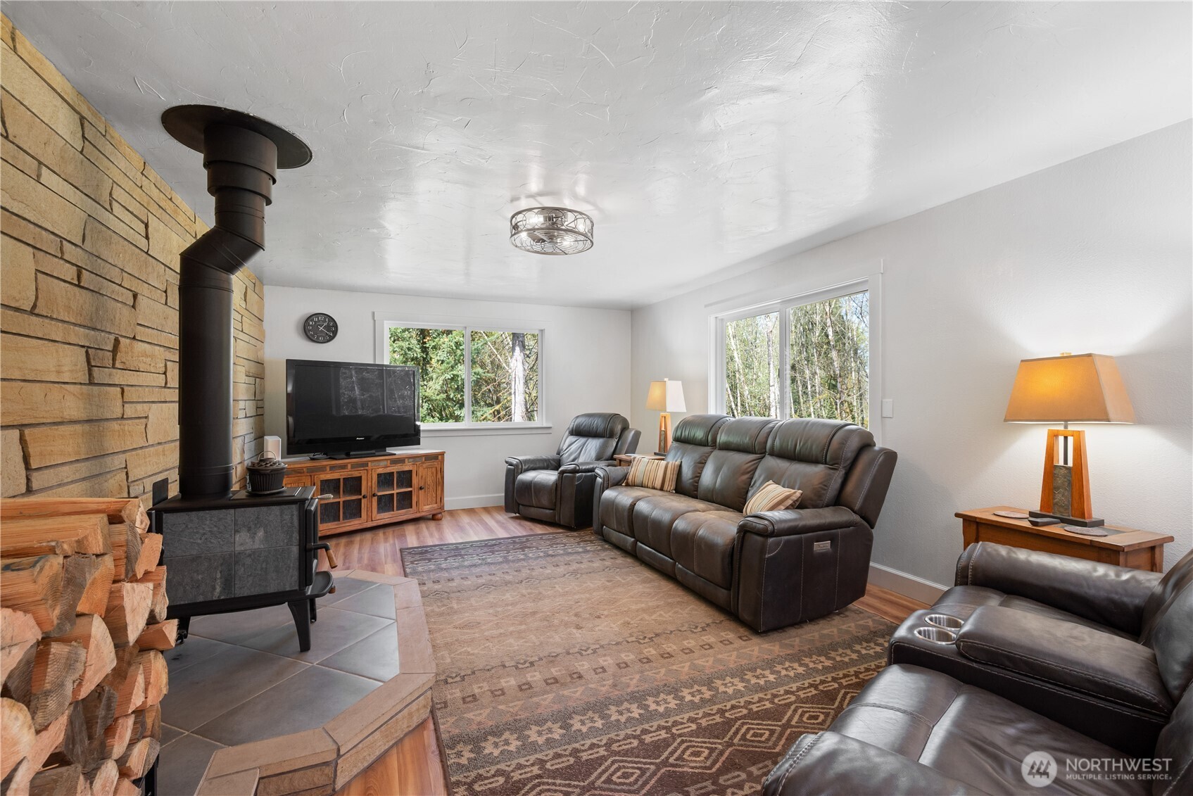 976 Sandy Bend Road Castle Rock, WA 98611 - Photo 11 of 36