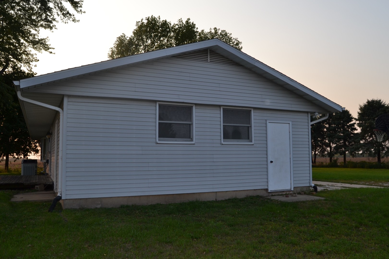 22417 Star Road Tampico, IL 61283 - Photo 15 of 18