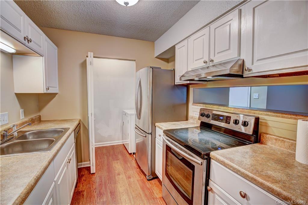 5020 Sardis Road, Unit M Charlotte, NC 28270 - Photo 12 of 28