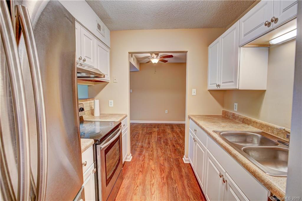 5020 Sardis Road, Unit M Charlotte, NC 28270 - Photo 14 of 28