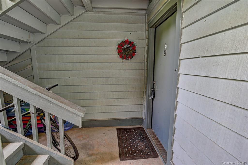 5020 Sardis Road, Unit M Charlotte, NC 28270 - Photo 3 of 28
