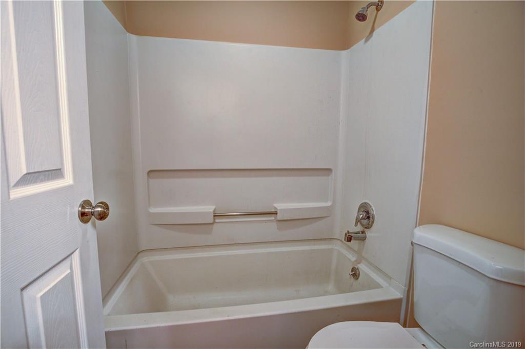 5020 Sardis Road, Unit M Charlotte, NC 28270 - Photo 21 of 28