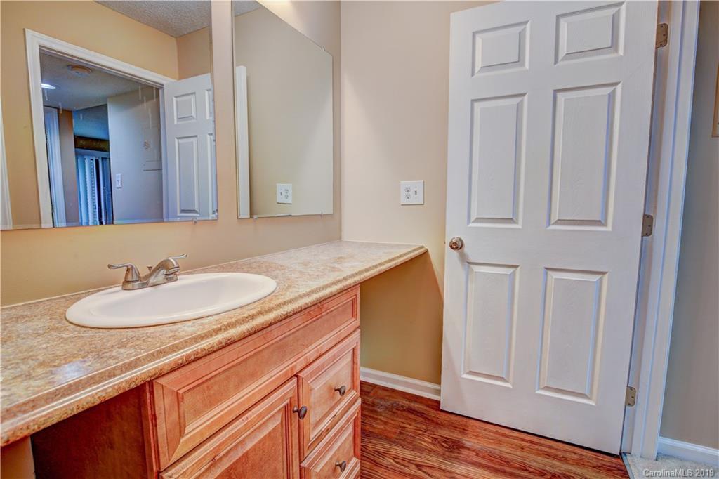 5020 Sardis Road, Unit M Charlotte, NC 28270 - Photo 22 of 28