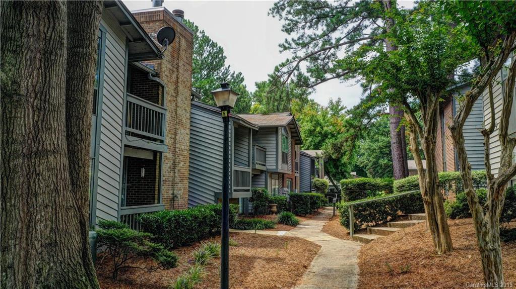 5020 Sardis Road, Unit M Charlotte, NC 28270 - Photo 5 of 28
