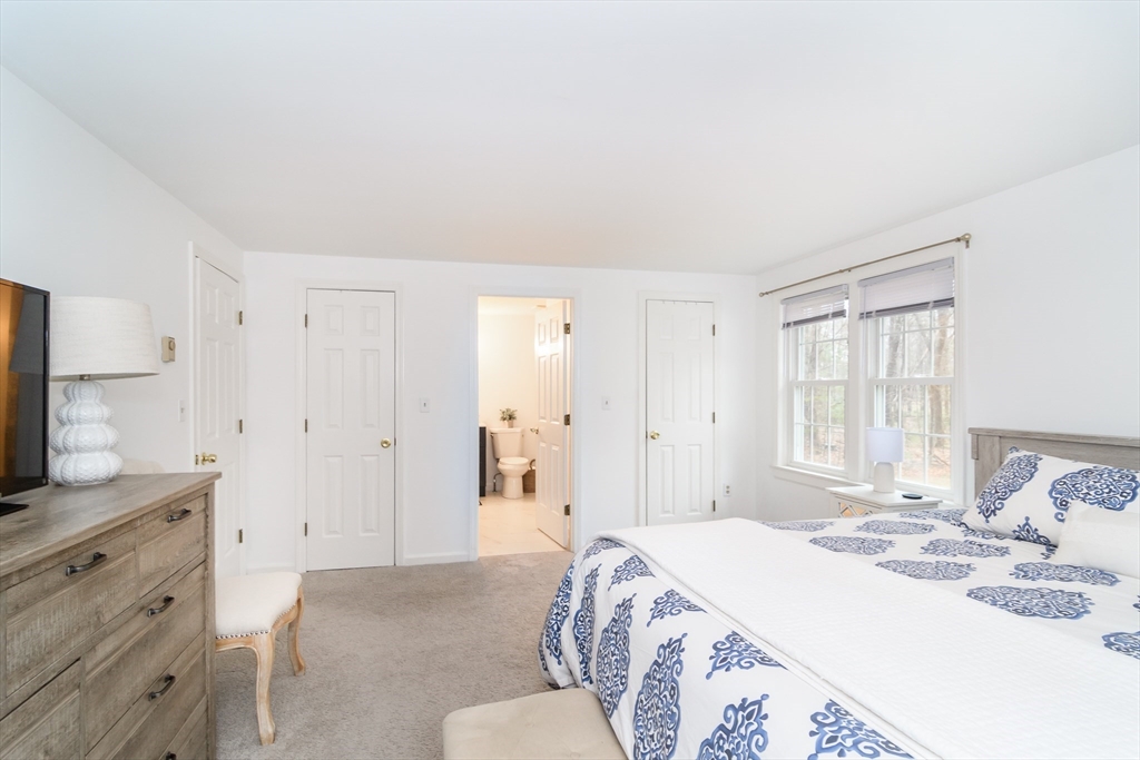 2 Sawmill Circle Charlton, MA 01507 - Photo 23 of 37
