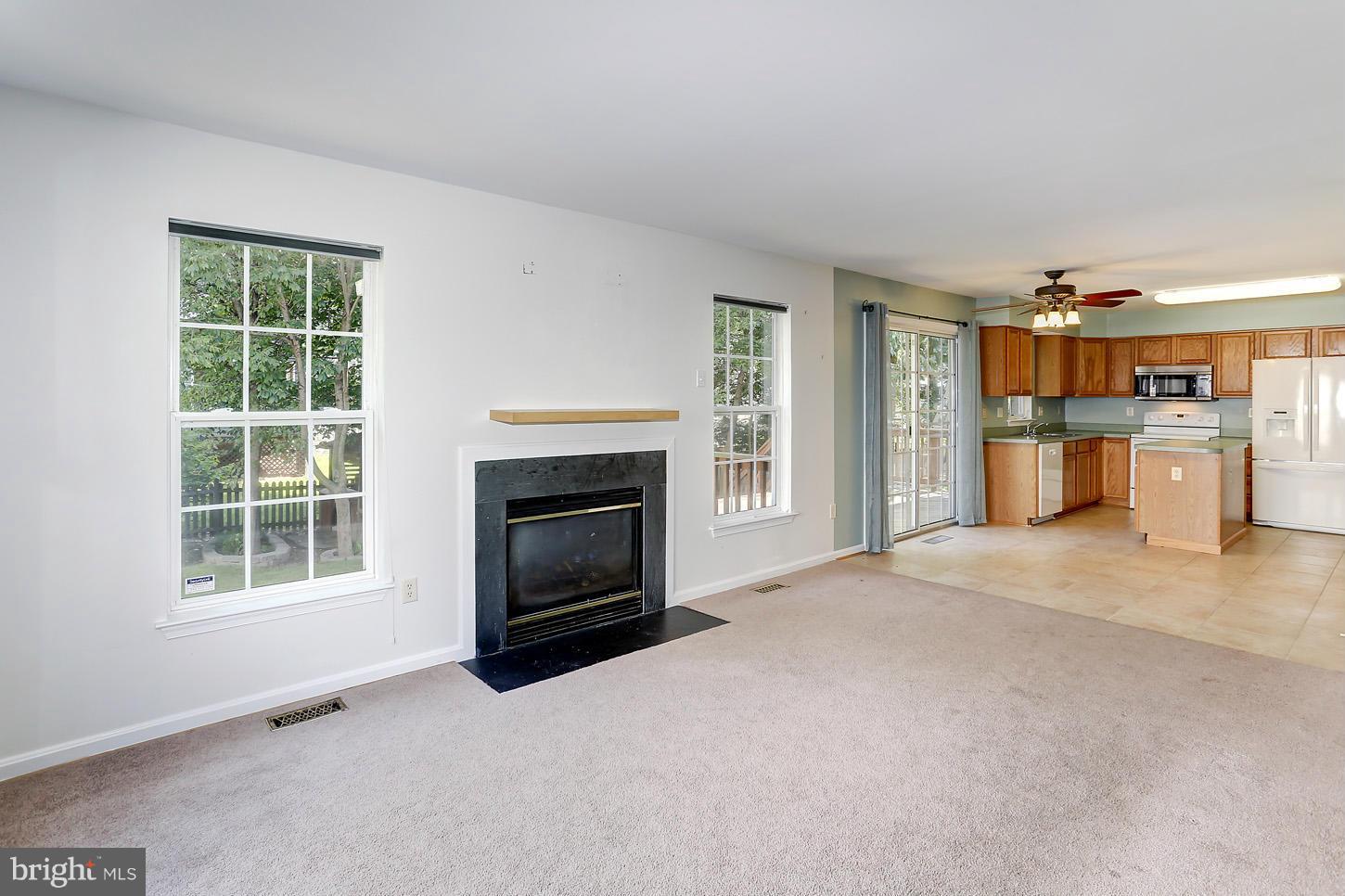8017 Big Pool Road Laurel, MD 20724 - Photo 5 of 30 Family Room