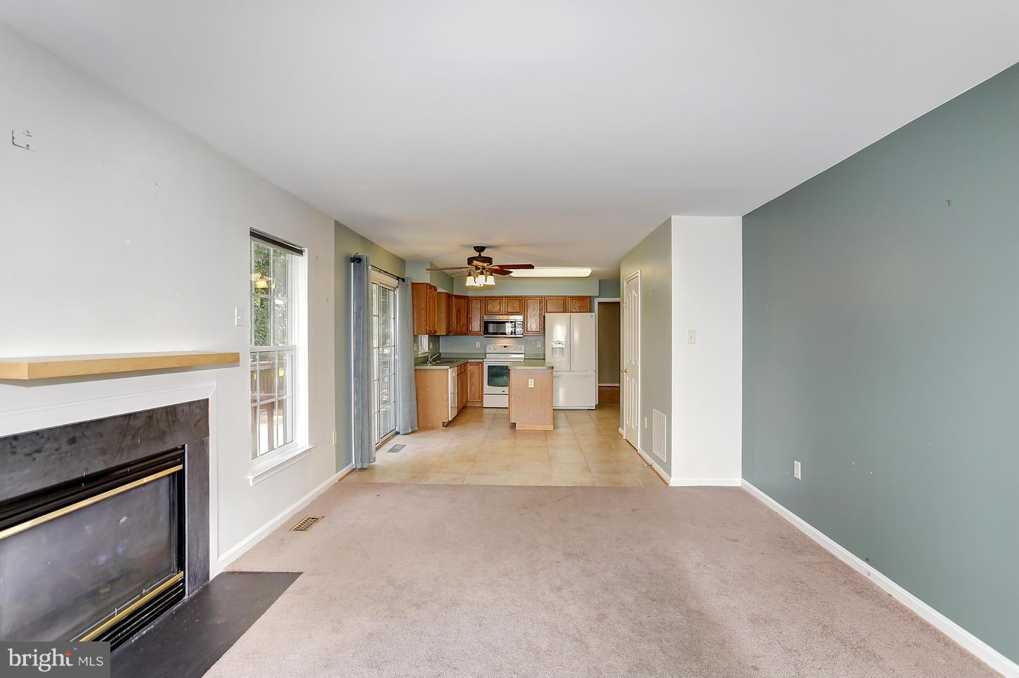 8017 Big Pool Road Laurel, MD 20724 - Photo 6 of 30 Family Room