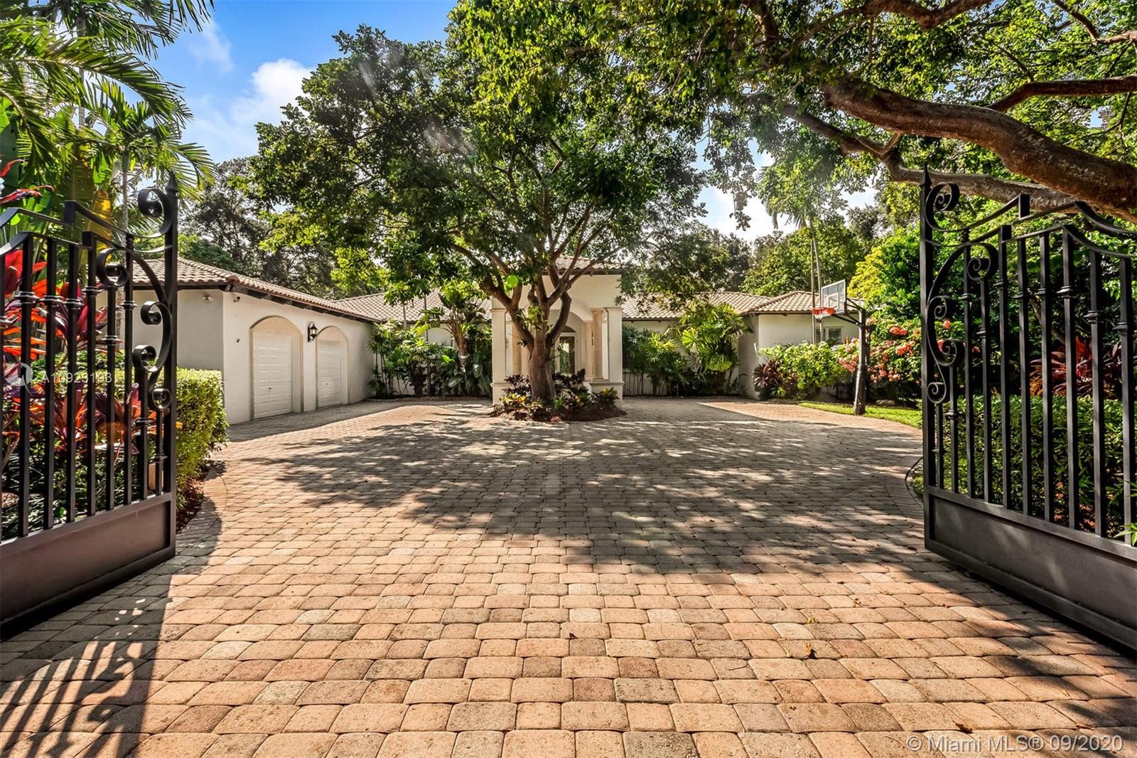 12300 Moss Ranch Road Pinecrest, FL 33156 - Photo 1 of 36