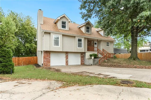 $380,000 | 10812 Cleveland Avenue, Kansas City, KS 66109