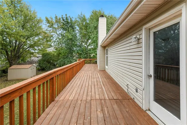 $380,000 | 10812 Cleveland Avenue, Kansas City, KS 66109