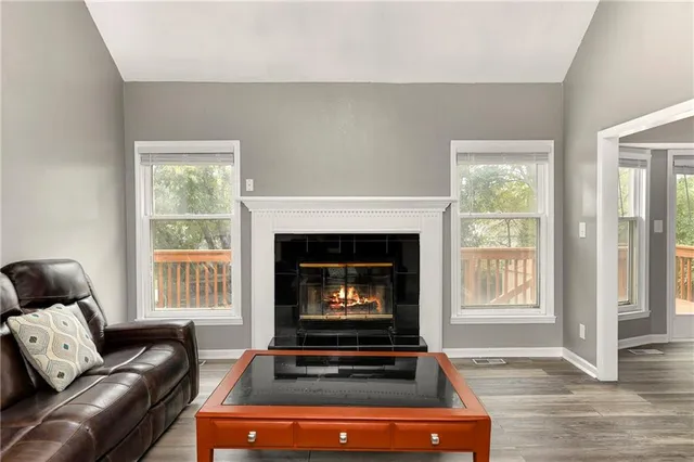 $380,000 | 10812 Cleveland Avenue, Kansas City, KS 66109