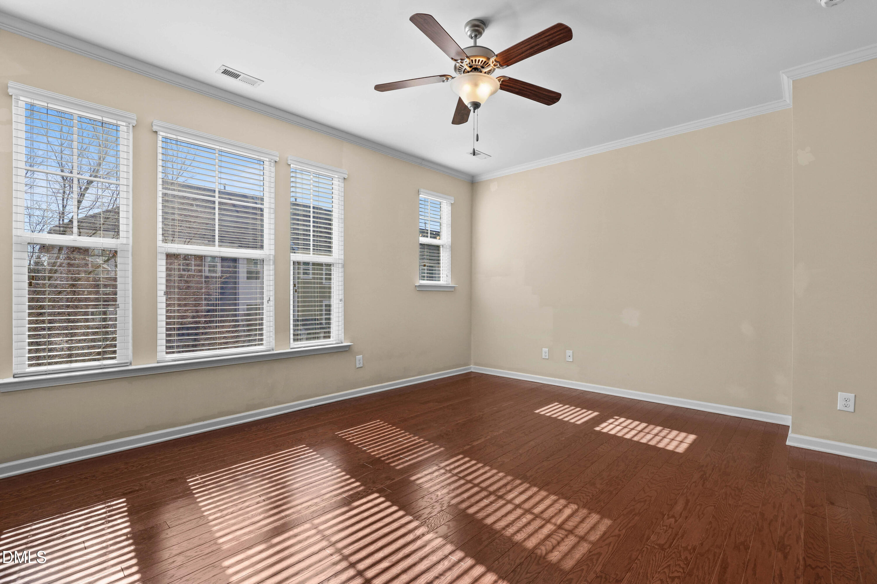 3017 Summerhouse Road Cary, NC 27519 - Photo 14 of 33 18