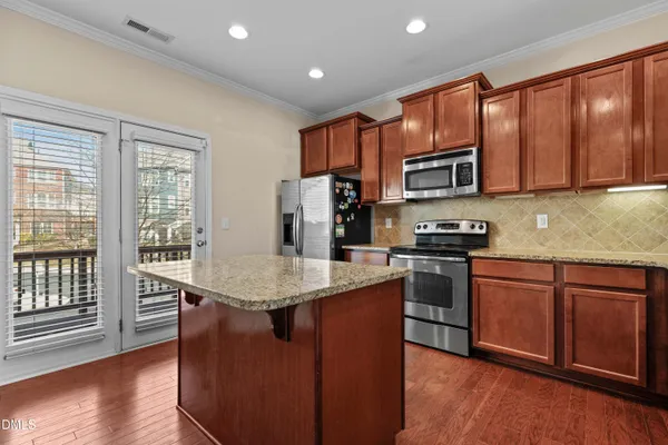 $395,000 | 3017 Summerhouse Road, Cary, NC 27519