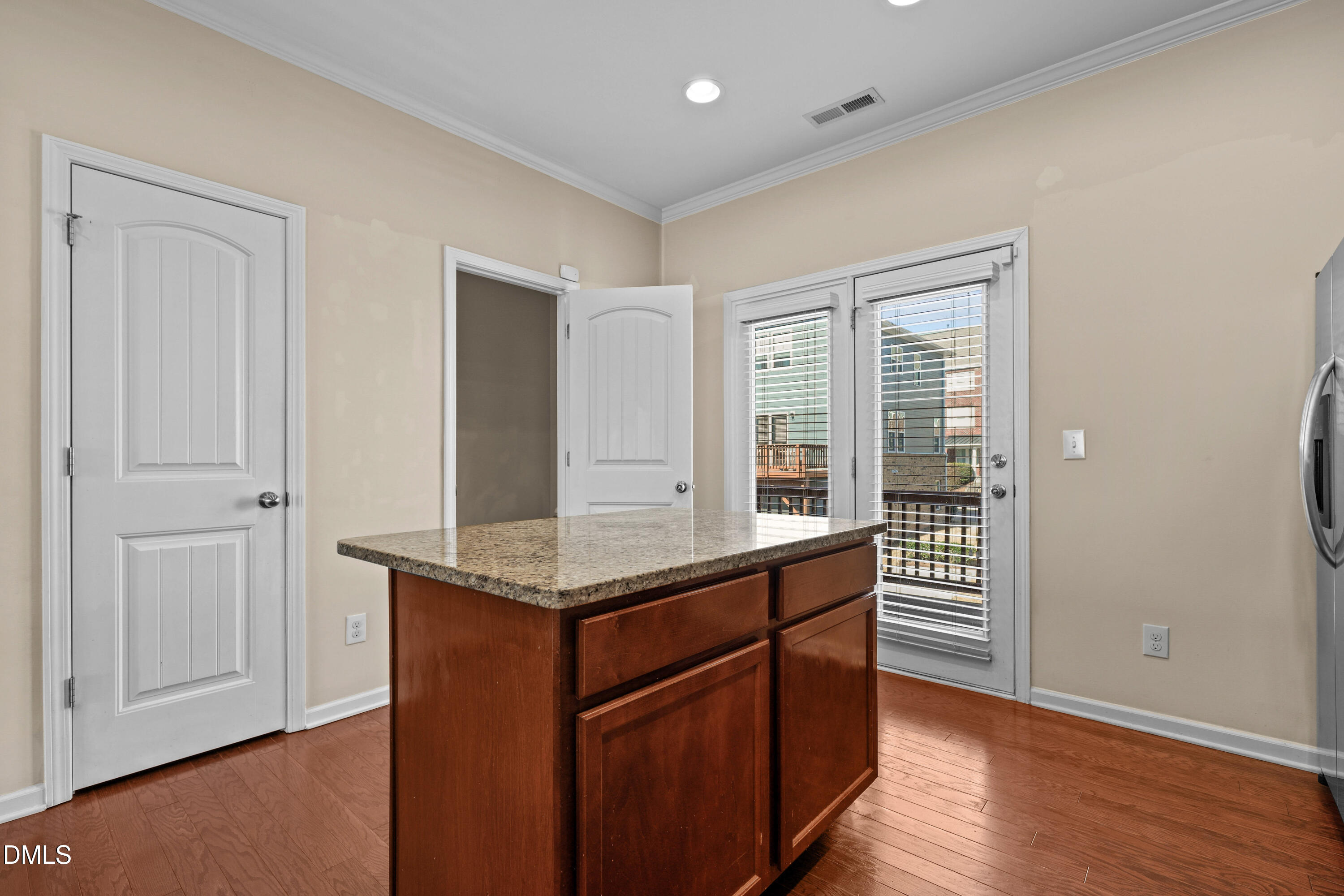 3017 Summerhouse Road Cary, NC 27519 - Photo 10 of 33 13