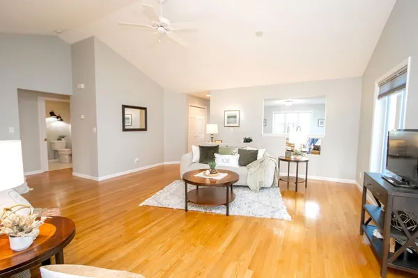 $374,900 | 107 Shiloh Court, Mankato, MN 56001