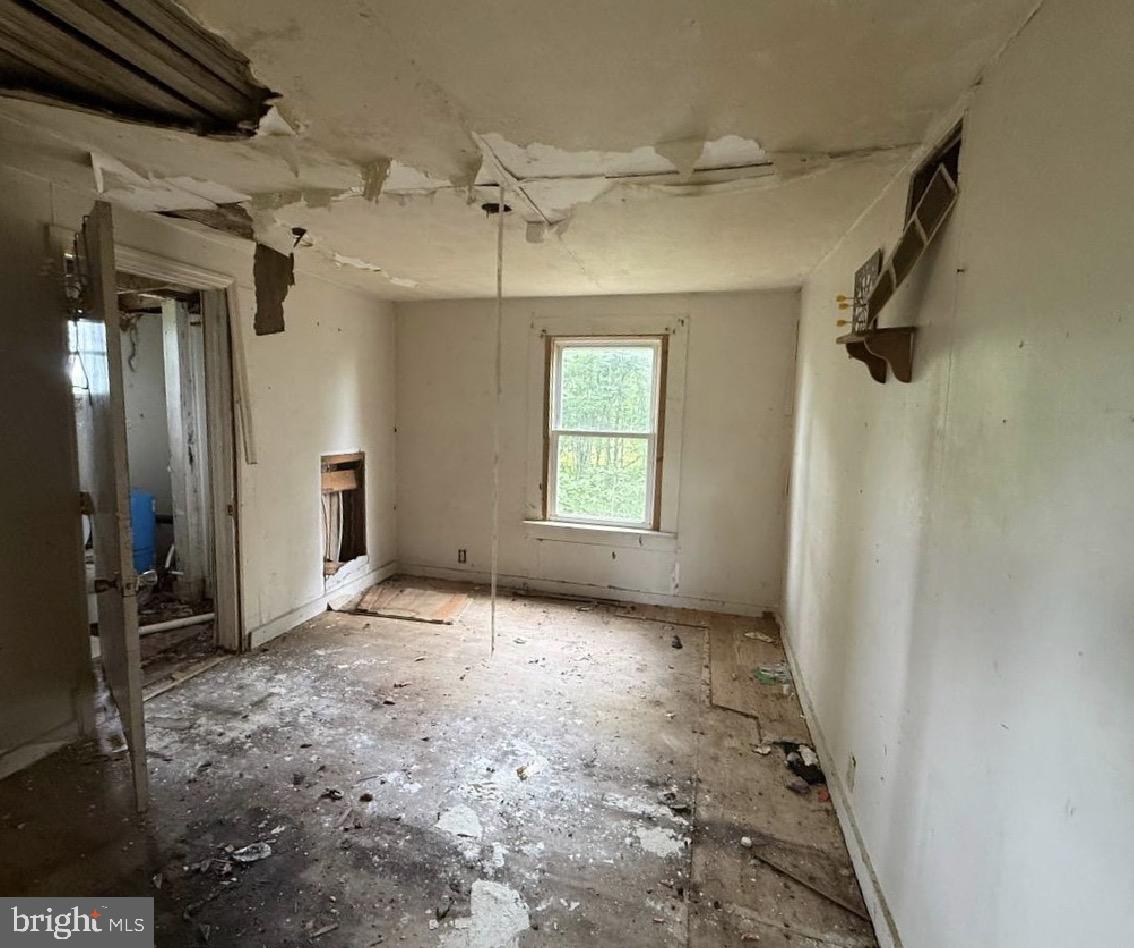 2348 Wickliffe Road Brookneal, VA 24528 - Photo 8 of 9