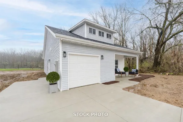 $243,000 | 715 Victory Lane, Cassopolis, MI 49031