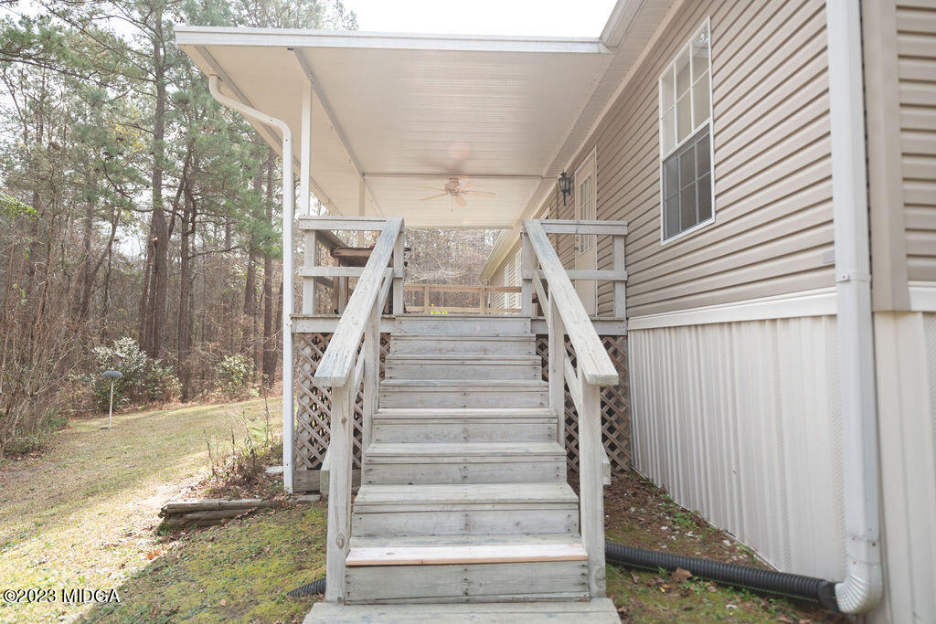 5933 Moseley Dixon Road Macon, GA 31220 - Photo 24 of 38 a view of entryway