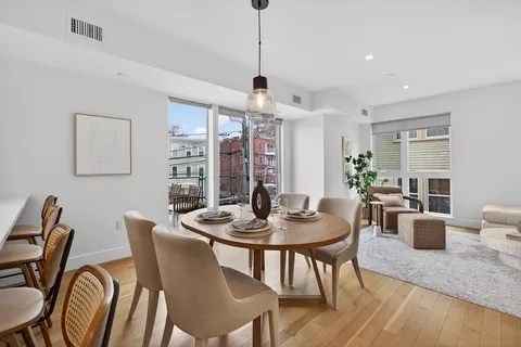 $1,099,990 | 260 Beacon Street, Unit 201, Somerville, MA 02143