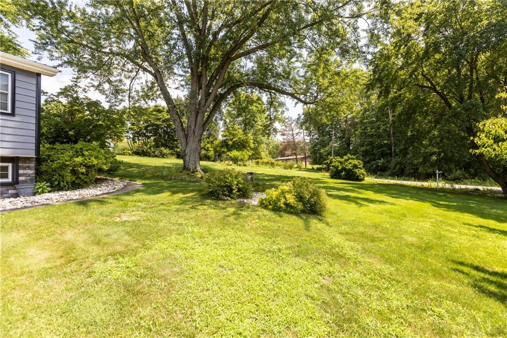 519 Gas Valley Road Georgetown, PA 15043 - Photo 4 of 35