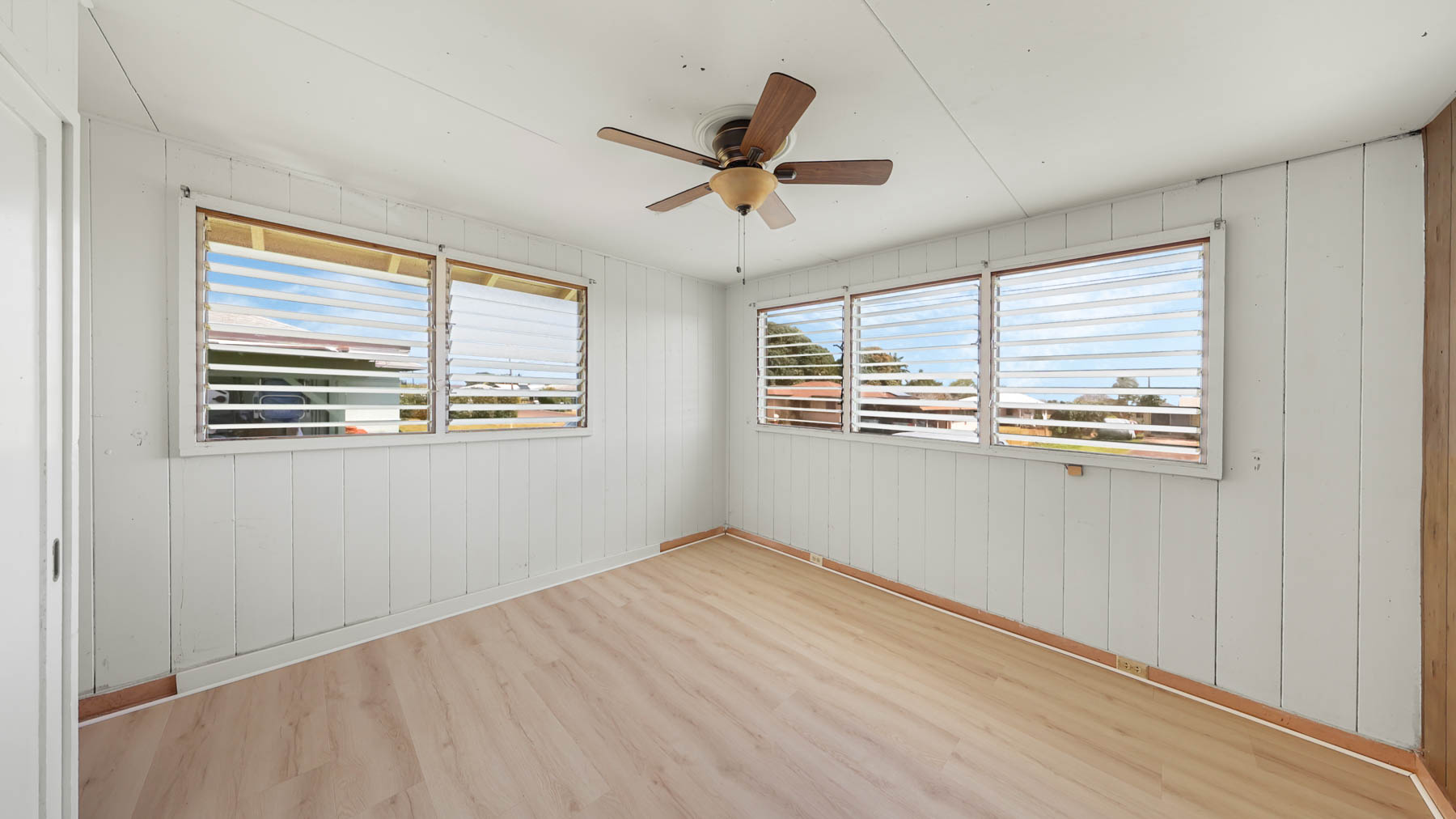 267 Hookipa Road Kapaa, HI 96746 - Photo 13 of 23 a view of an empty room with a window