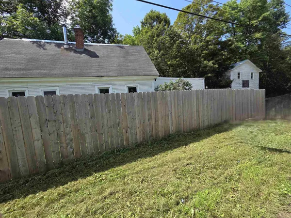 $195,000 | 1272 Highway 12, Northfield, VT 05663