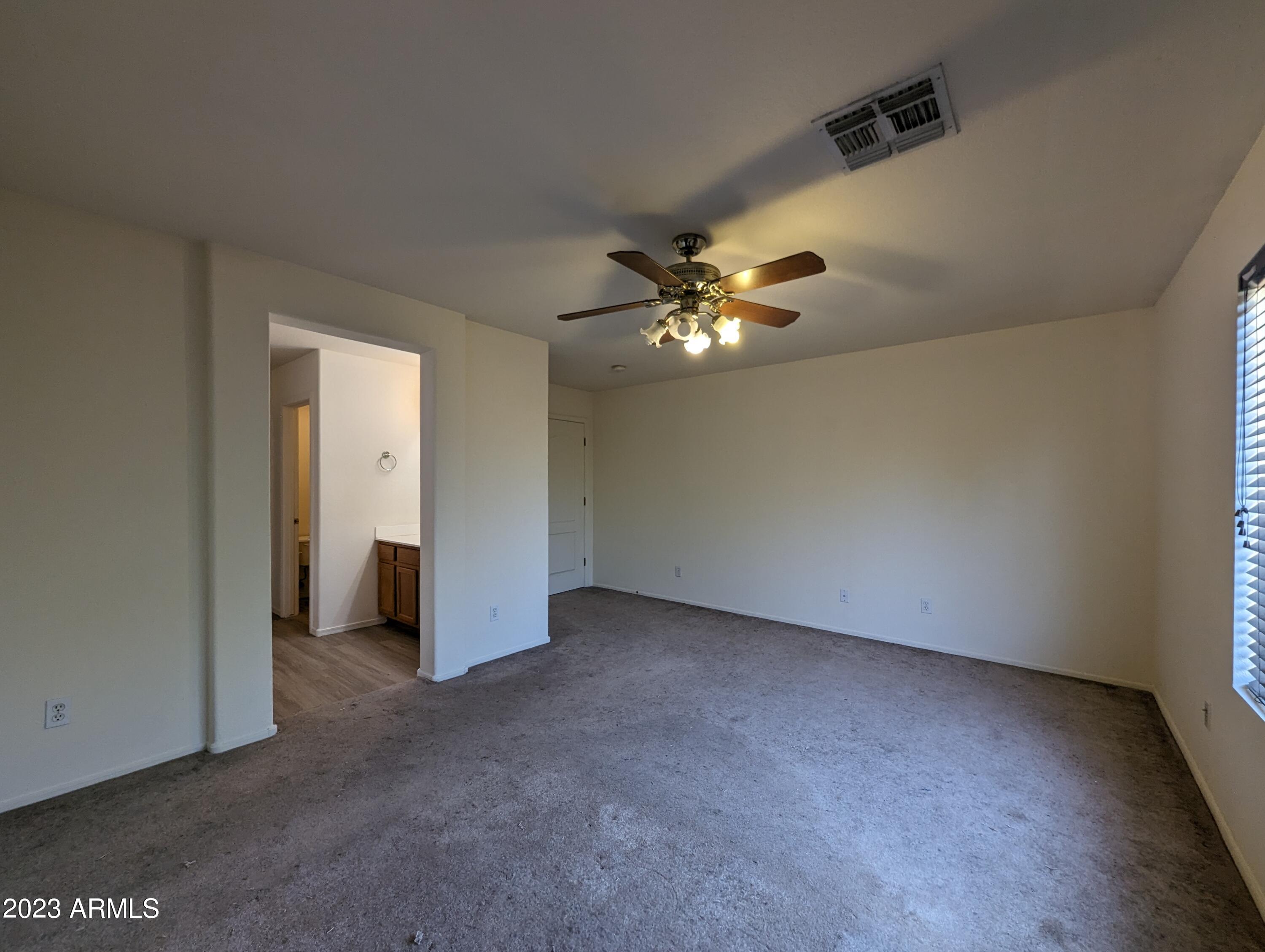 5794 West Golden Lane Glendale, AZ 85302 - Photo 33 of 60 5794 W GOLDEN LN