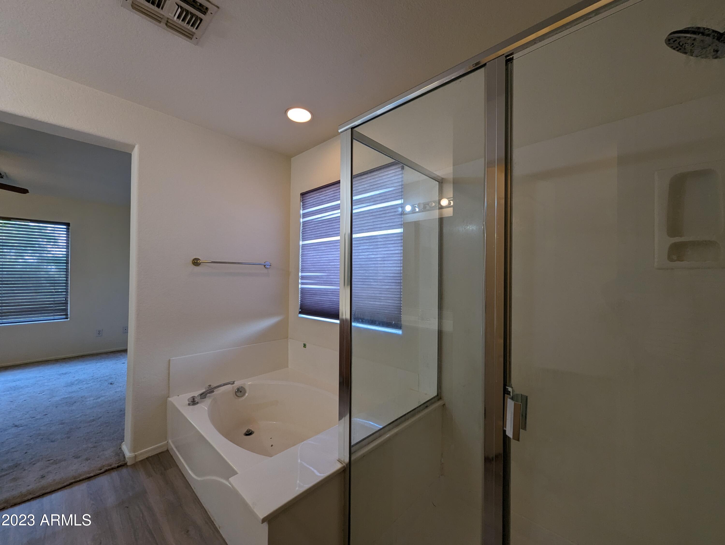 5794 West Golden Lane Glendale, AZ 85302 - Photo 37 of 60 5794 W GOLDEN LN