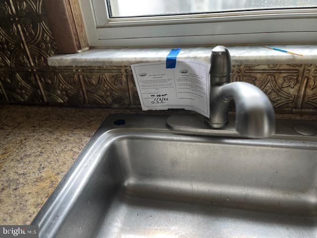 20 Spring Street Penns Grove, NJ 08069 - Photo 8 of 25