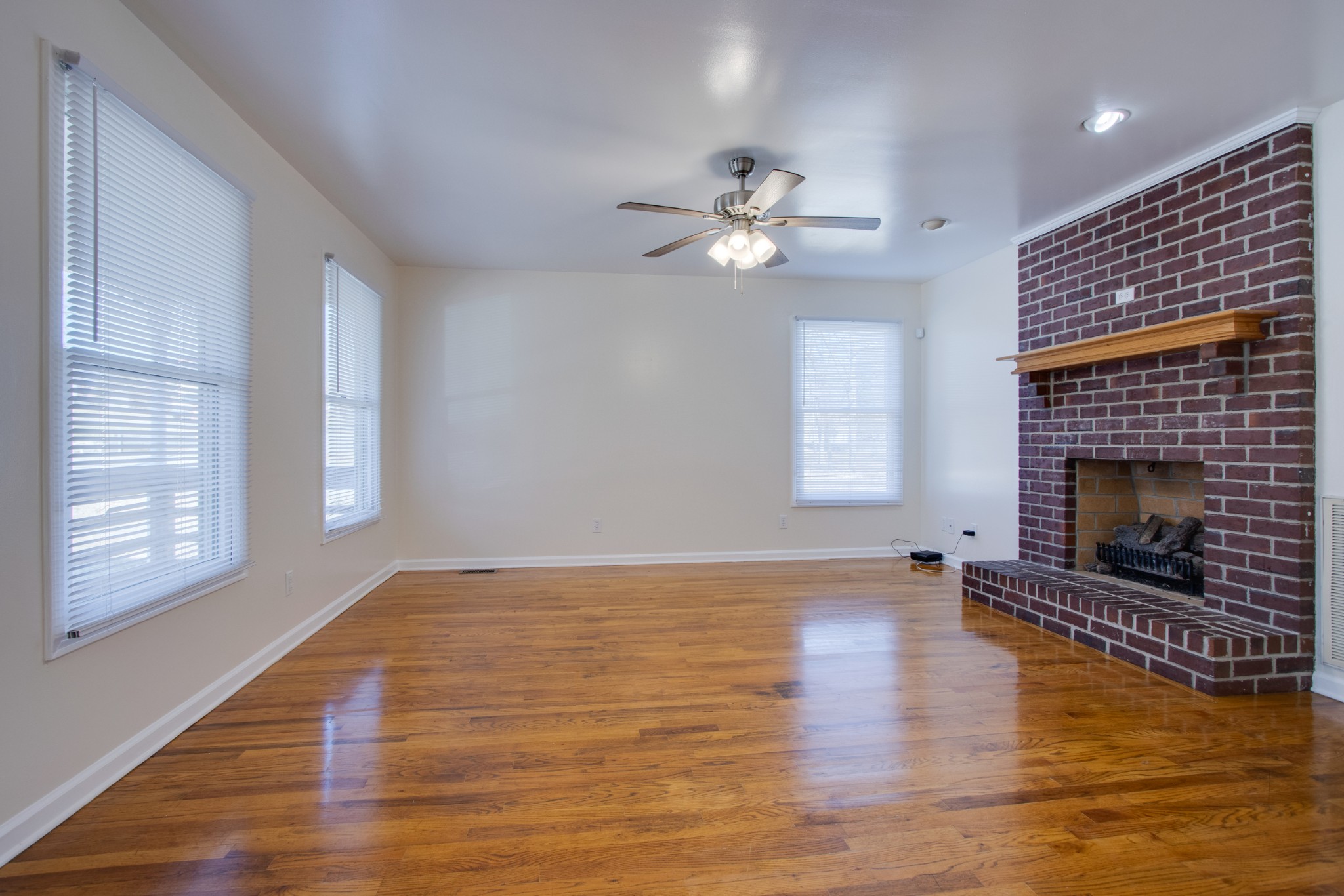 512 Spring Street Carthage, TN 37030 - Photo 6 of 37 Gallery Image 6