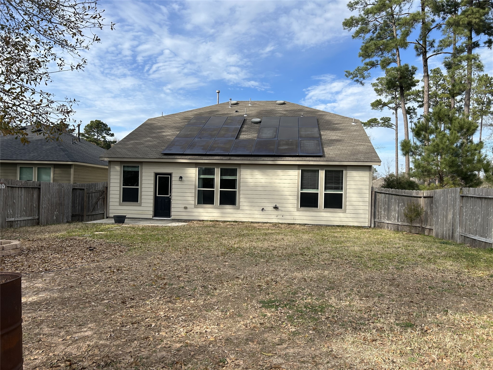 2363 Timberland Country Drive Conroe, TX 77304 - Photo 22 of 25 Back view of home w large fenced yard