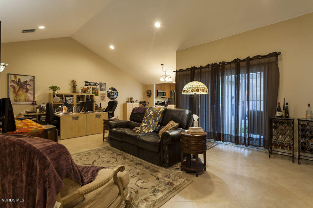 2279 Workman Avenue Simi Valley, CA 93063 - Photo 4 of 20 Workman_Low-3