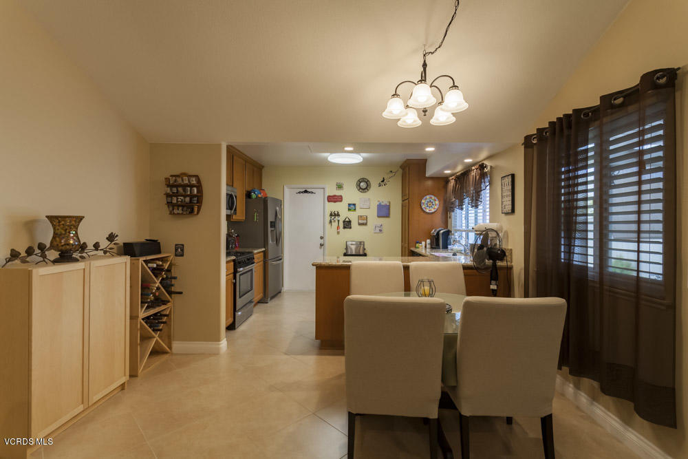 2279 Workman Avenue Simi Valley, CA 93063 - Photo 7 of 20 Workman_Low-6