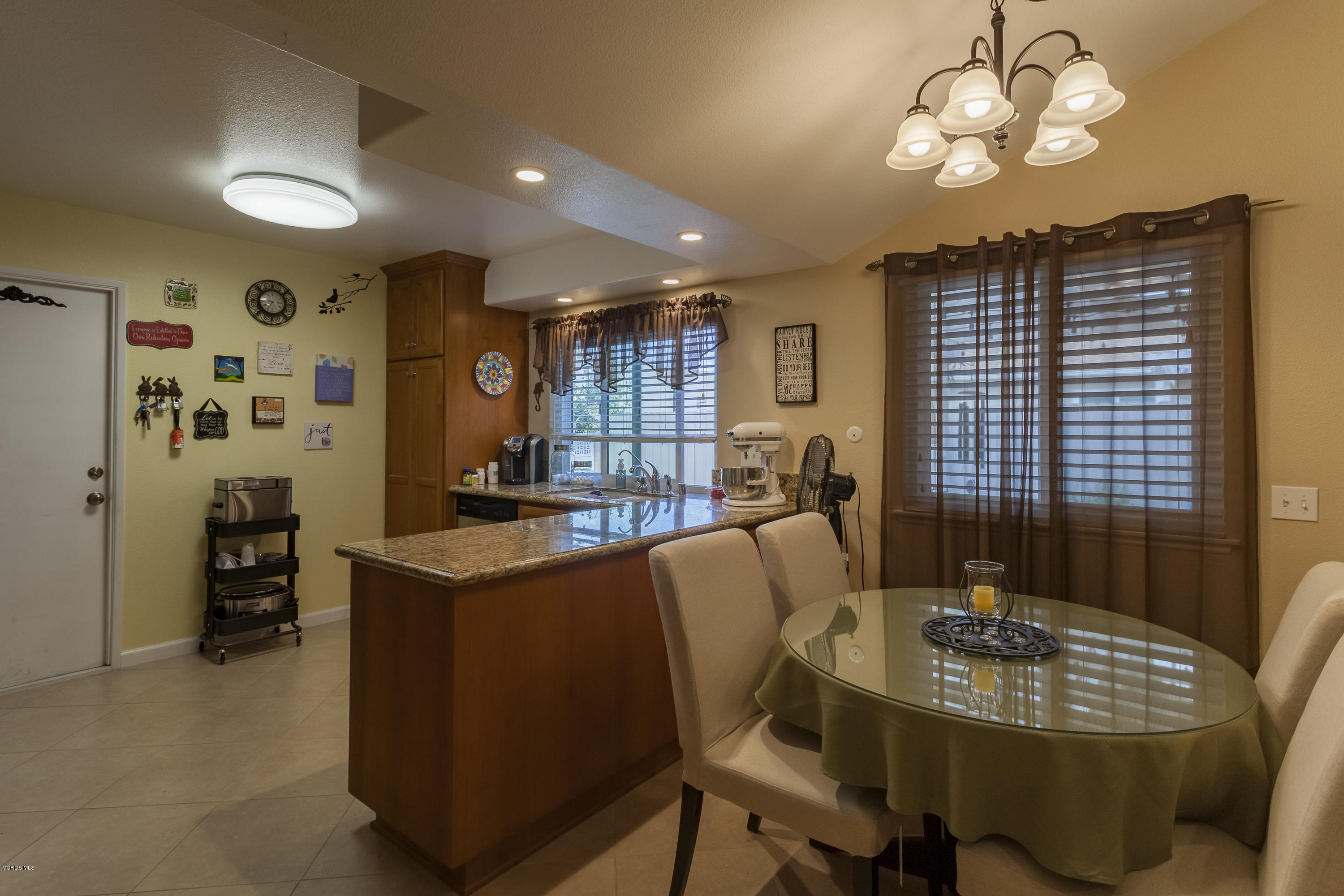 2279 Workman Avenue Simi Valley, CA 93063 - Photo 8 of 20 Workman_Hi-7