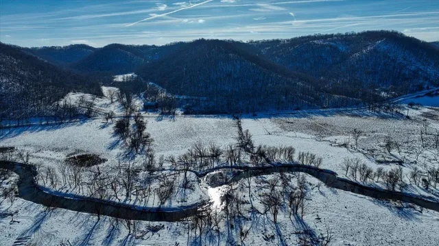 $1,295,000 | E1383 South Bad Axe, De Soto, WI 54624