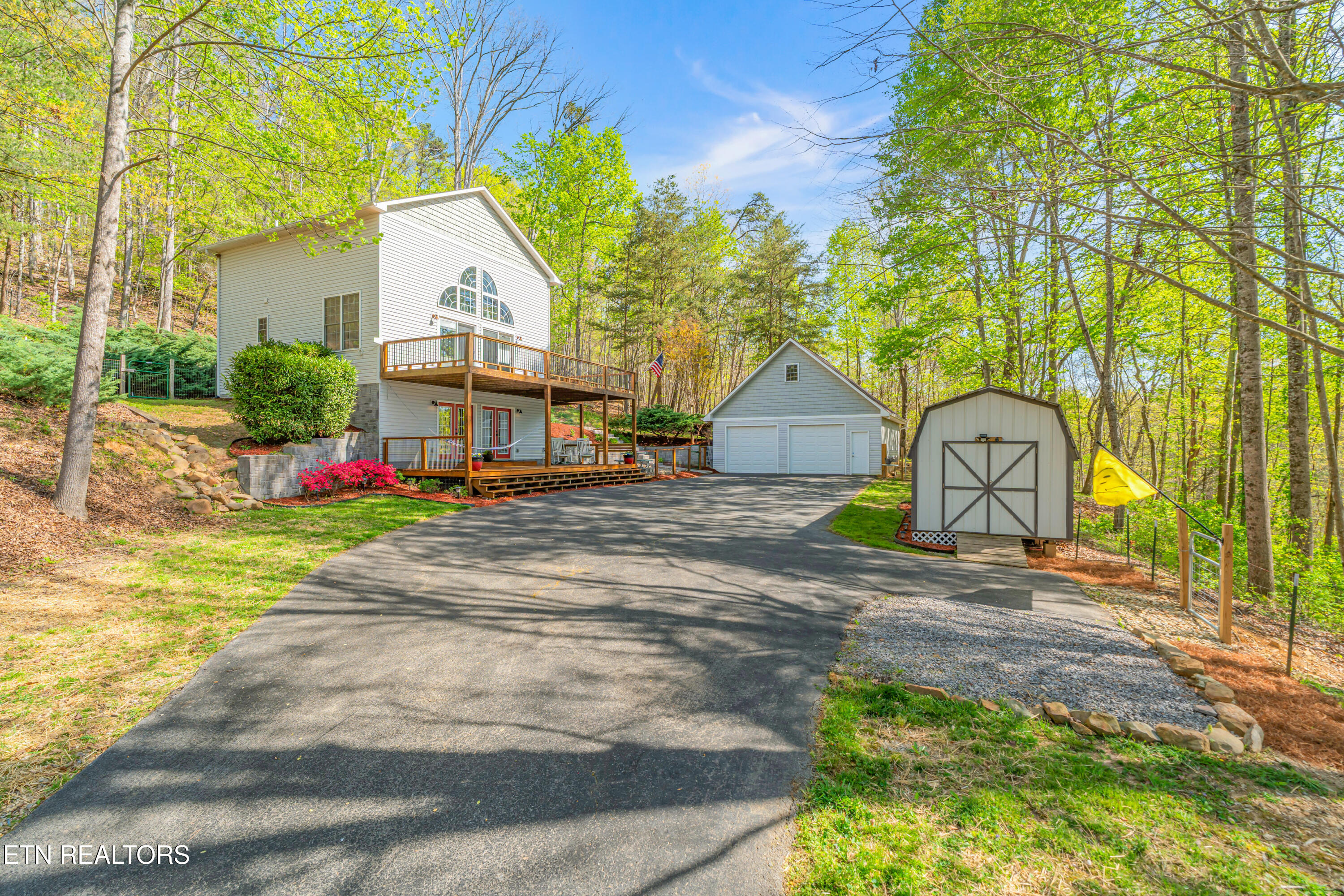 281 Lone Mountain Road Andersonville, TN 37705 - Photo 4 of 43 2-print-281 Lone Mountain Road-46