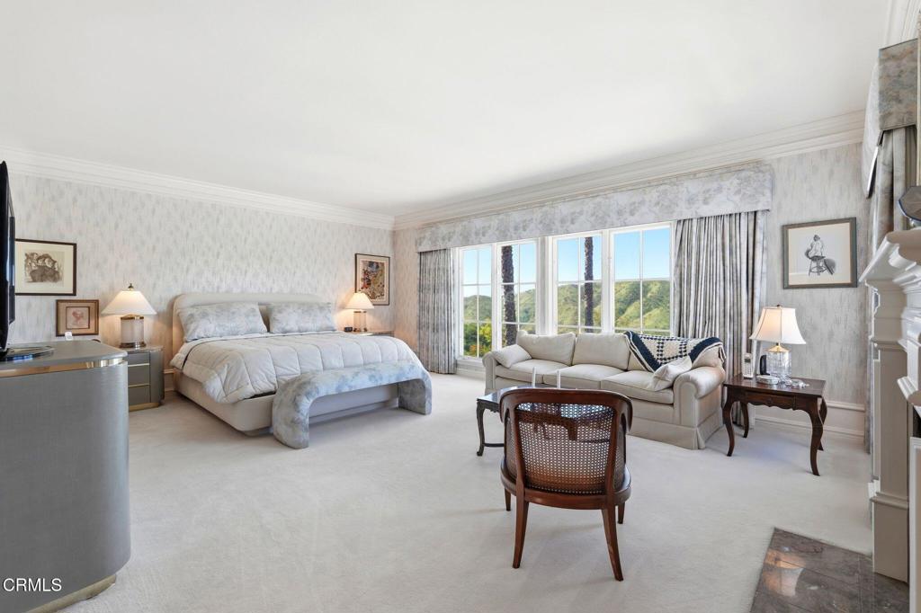 2317 Canyonback Road Los Angeles, CA 90049 - Photo 28 of 72 35_2317 Canyonback Rd (40)