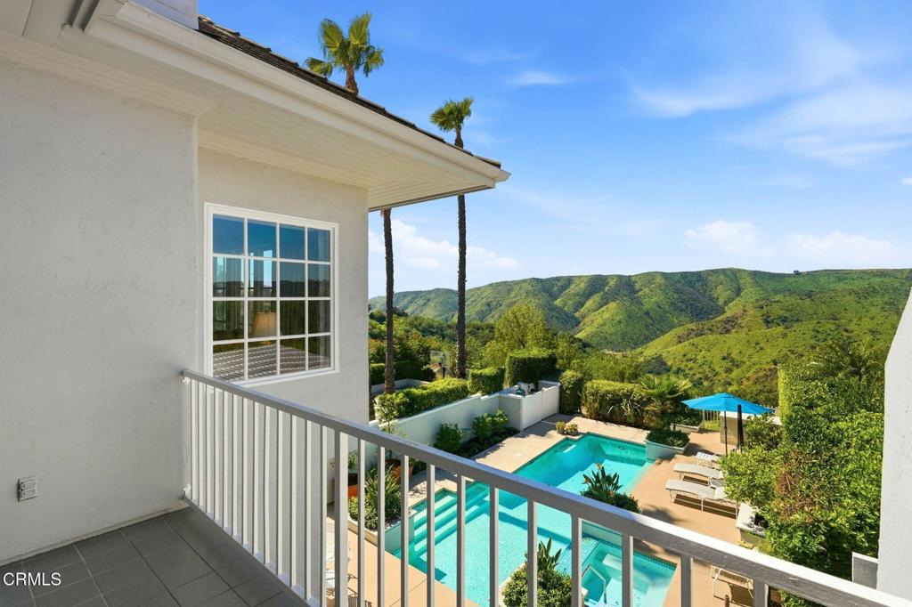 2317 Canyonback Road Los Angeles, CA 90049 - Photo 38 of 72 45_2317 Canyonback Rd (50)