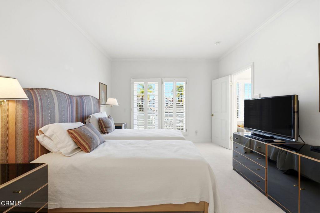 2317 Canyonback Road Los Angeles, CA 90049 - Photo 48 of 72 53_2317 Canyonback Rd (58)